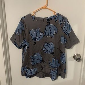 Gray blue floral boxy top